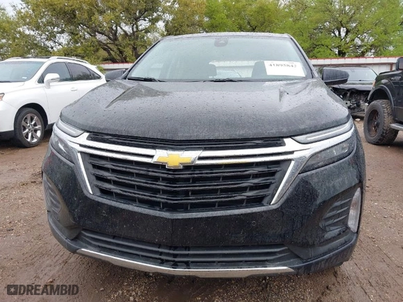 2024 Chevrolet Equinox LT with VIN 3GNAXUEG2RL362027, listed as a IAAI auction lot 41895842 with 21,040 mi miles. Bid and sale history available at carsss.com. Image 12.