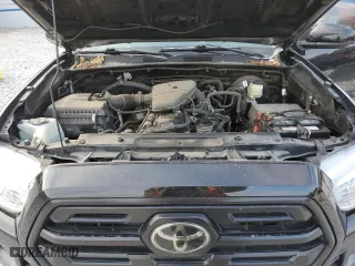 2018 Toyota Tacoma SR with VIN 5TFAX5GN0JX127581, listed as a Copart auction lot 45151235 with 88,751 mi miles and Salvage Title. Bid and sale history available at carsss.com. Image 13.
