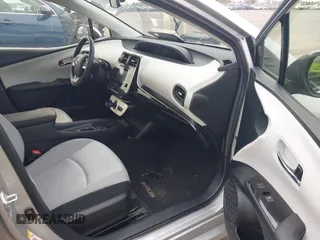 2016 Toyota Prius Two with VIN JTDKBRFU8G3502202, listed as a IAAI auction lot 42081688 with 91,128 mi miles and . Bid and sale history available at DreamBid. Image 5.