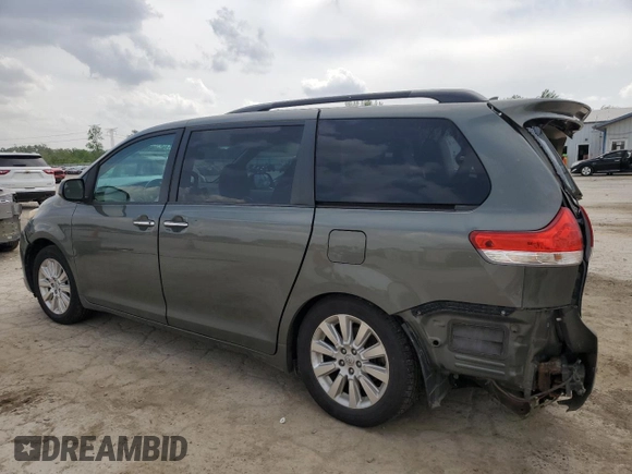 2011 Toyota Sienna XLE AAS z VIN 5TDYK3DC9BS046073, wystawiony jako Copart lot #57030305 z przebiegiem 246 956 mil mil oraz Szkoda całkowita • Salvage title. Historia ofert i sprzedaży dostępna na DreamBid. Obrazek 2.