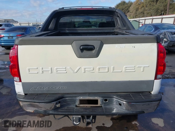 2005 Chevrolet Avalanche LS z VIN 3GNEC12Z45G252651, wystawiony jako IAAI lot #40645577 z przebiegiem 226 059 mil mil oraz . Historia ofert i sprzedaży dostępna na DreamBid. Obrazek 16.