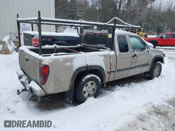 2004 Chevrolet Colorado LS Z71 with VIN 1GCDT196848174976, listed as a IAAI auction lot 41465139 with 185,149 mi miles. Bid and sale history available at carsss.com. Image 4.