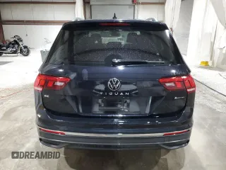 2022 Volkswagen Tiguan SE z VIN 3VV2B7AX0NM148761, wystawiony jako Copart lot #60618595 z przebiegiem 68 437 mil mil oraz Szkoda całkowita • Salvage title. Historia ofert i sprzedaży dostępna na DreamBid. Obrazek 6.