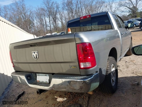 2009 Dodge Ram 1500 SLT with VIN 1D3HB18P49S800667, listed as a IAAI auction lot 41756698 with 267,731 mi miles. Bid and sale history available at carsss.com. Image 4.