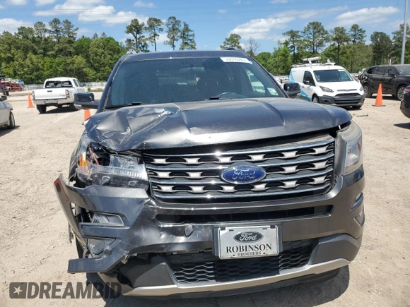 2017 Ford Explorer XLT with VIN 1FM5K7D82HGC44949, listed as a Copart auction lot 53078505 with 84,807 mi miles and Salvage Title. Bid and sale history available at carsss.com. Image 5.