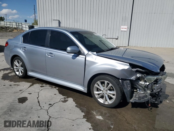 2014 Subaru Legacy Limited z VIN 4S3BMBL61E3038352, wystawiony jako Copart lot #52995135 z przebiegiem 75 598 mil mil oraz Szkoda całkowita • Salvage title. Historia ofert i sprzedaży dostępna na DreamBid. Obrazek 4.