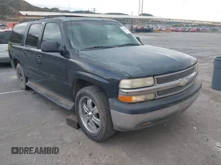 2003 Chevrolet Suburban LS with VIN 1GNEC16T13J250647, listed as a IAAI auction lot 41901480 with 225,335 mi miles. Bid and sale history available at carsss.com. Image 1.