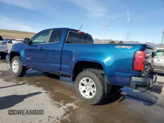 2019 Chevrolet Colorado 4WD LT with VIN 1GCHTCEN1K1124100, listed as a Copart auction lot 48558675 with 25,865 mi miles and Salvage Title. Bid and sale history available at carsss.com. Image 2.