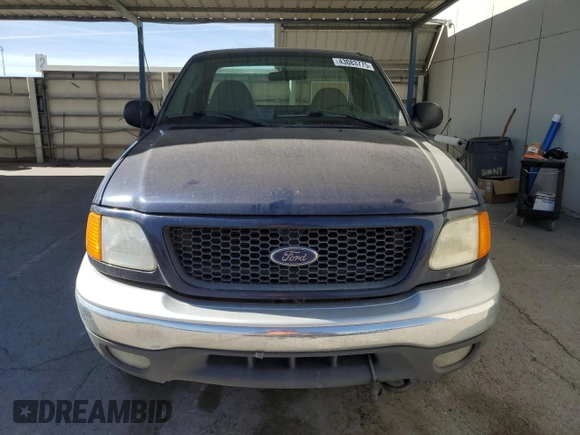 2004 Ford F-150 XL z VIN 2FTRF18WX4CA71189, wystawiony jako Copart lot #43083775 z przebiegiem 95 146 mil mil oraz Szkoda całkowita • Salvage title. Historia ofert i sprzedaży dostępna na DreamBid. Obrazek 5.