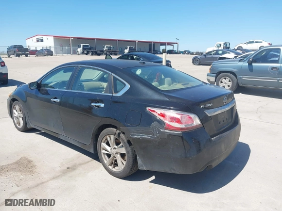 2015 Nissan Altima 2.5 SV with VIN 1N4AL3AP8FC498664, listed as a IAAI auction lot 41778661 with 143,242 mi miles. Bid and sale history available at carsss.com. Image 3.