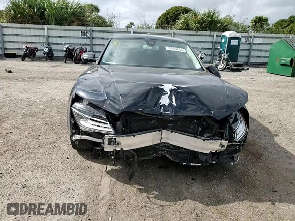 2015 Audi A8 4.0T with VIN WAUJ2AFD5FN013267, listed as a Copart auction lot 39065654 with 64,541 mi miles and . Bid and sale history available at DreamBid. Image 10.