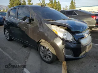 2015 Chevrolet Spark EV LT with VIN KL8CL6S08FC732252, listed as a Copart auction lot 43271895 with 43,135 mi miles and Salvage Title. Bid and sale history available at carsss.com. Image 4.