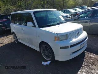 2006 Scion xB with VIN JTLKT324564091757, listed as a IAAI auction lot 41767108 with 325,884 mi miles. Bid and sale history available at carsss.com. Image 1.