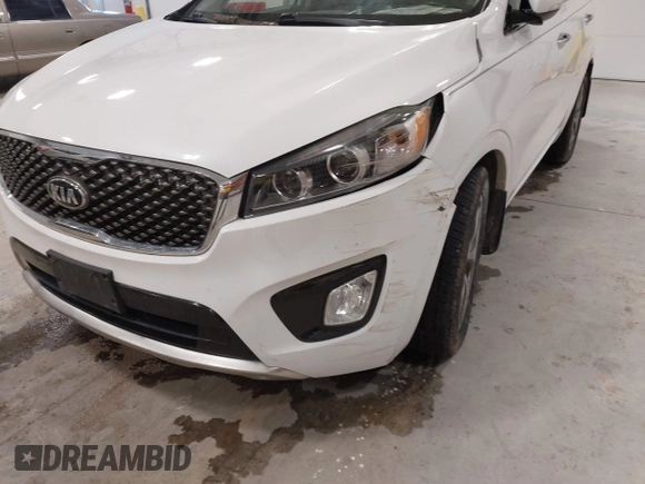 2018 Kia Sorento SX with VIN 5XYPKDA58JG414522, listed as a IAAI auction lot 41548855 with 157,725 mi miles and . Bid and sale history available at carsss.com. Image 6.
