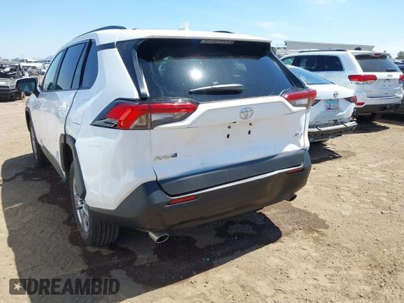 2025 Toyota RAV4 XLE with VIN 2T3W1RFV8SW374059, listed as a IAAI auction lot 42121740 with 7,228 mi miles. Bid and sale history available at carsss.com. Image 6.