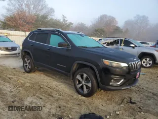 2019 Jeep Cherokee Limited with VIN 1C4PJMDN5KD133860, listed as a Copart auction lot 84177234 with 107,369 mi miles and Salvage Title. Bid and sale history available at carsss.com. Image 4.