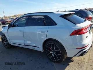 2021 Audi Q8 Premium Plus z VIN WA1EVAF12MD032227, wystawiony jako IAAI lot #41193948 z przebiegiem Nie podano mil oraz . Historia ofert i sprzedaży dostępna na DreamBid. Obrazek 15.