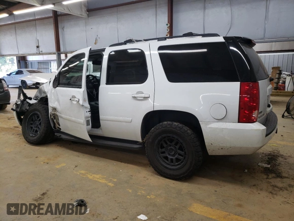 2011 GMC Yukon SLE with VIN 1GKS1AE05BR155327, listed as a Copart auction lot 68022994 with 0 mi miles and Non Repairable. Bid and sale history available at carsss.com. Image 2.
