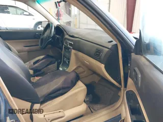 2007 Subaru Forester X with VIN JF1SG63697H705954, listed as a IAAI auction lot 41969618 with 263,165 mi miles. Bid and sale history available at carsss.com. Image 5.