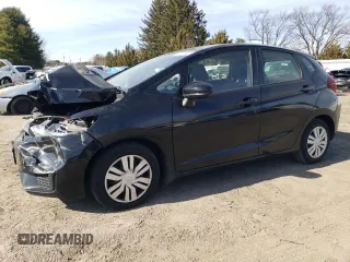 2017 Honda Fit LX z VIN JHMGK5H55HS015713, wystawiony jako Copart lot #46716125 z przebiegiem 121 813 mil mil oraz Szkoda całkowita • Salvage title. Historia ofert i sprzedaży dostępna na DreamBid. Obrazek 1.