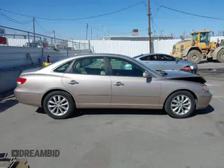 2007 Hyundai Azera SE with VIN KMHFC46F07A183646, listed as a IAAI auction lot 41705832 with 67,230 mi miles. Bid and sale history available at carsss.com. Image 14.