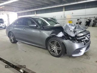 2017 Mercedes-Benz E 300 Luxury with VIN WDDZF4KB2HA030026, listed as a Copart auction lot 56007525 with 120,488 mi miles and Clean Title. Bid and sale history available at DreamBid. Image 4.