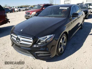 2017 Mercedes-Benz E-Class E 300 Luxury with VIN WDDZF4KB8HA217139, listed as a Copart auction lot 63690822 with 41,399 mi miles. Bid and sale history available at carsss.com. Image 2.