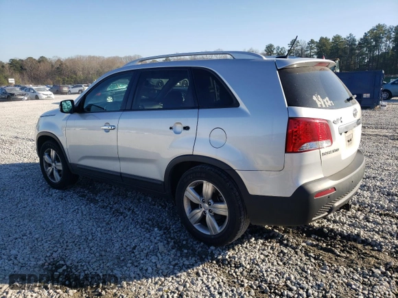 2013 Kia Sorento EX with VIN 5XYKU4A23DG376762, listed as a Copart auction lot 43710375 with 195,246 mi miles and Salvage Title. Bid and sale history available at carsss.com. Image 2.