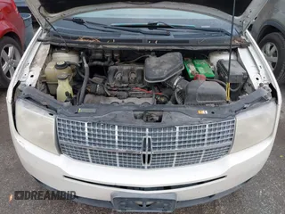 2008 Lincoln MKX with VIN 2LMDU88C08BJ12939, listed as a IAAI auction lot 41946108 with 222,183 mi miles and . Bid and sale history available at DreamBid. Image 10.