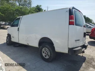 2013 GMC Savana z VIN 1GTW7FCB7D1180566, wystawiony jako Copart lot #68505764 z przebiegiem Nie podano mil oraz Szkody całkowita. Historia ofert i sprzedaży dostępna na DreamBid. Obrazek 2.