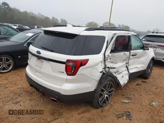 2016 Ford Explorer Sport z VIN 1FM5K8GT8GGB93347, wystawiony jako IAAI lot #41924898 z przebiegiem 172 364 mil mil oraz . Historia ofert i sprzedaży dostępna na DreamBid. Obrazek 4.