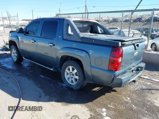 2008 Chevrolet Avalanche LS with VIN 3GNFK12308G226636, listed as a IAAI auction lot 41392242 with 276,774 mi miles and . Bid and sale history available at DreamBid. Image 3.