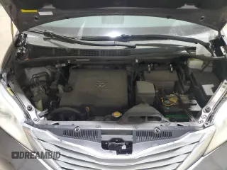 2012 Toyota Sienna XLE с VIN 5TDDK3DC5CS037368, выставлен на аукционе Copart как лот 49626985 с пробегом 164 431 миль миль и Списание • Salvage title. История ставок и продаж доступна на DreamBid. Изображение 12.