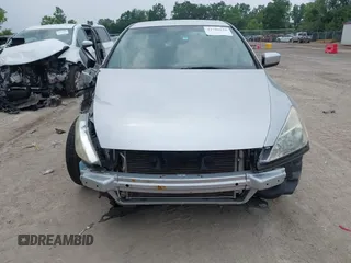 2007 Honda Accord LX SE z VIN 1HGCM56347A060806, wystawiony jako IAAI lot #42701618 z przebiegiem 140 573 mil mil oraz . Historia ofert i sprzedaży dostępna na DreamBid. Obrazek 13.