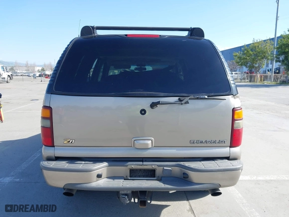 2001 Chevrolet Tahoe LS with VIN 1GNEK13T51R184450, listed as a IAAI auction lot 41773131 with 290,093 mi miles. Bid and sale history available at carsss.com. Image 16.
