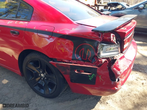 2012 Dodge Charger SE with VIN 2C3CDXBG3CH237431, listed as a IAAI auction lot 41864591 with 103,247 mi miles. Bid and sale history available at carsss.com. Image 6.
