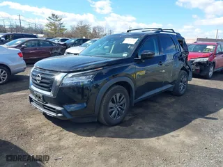 2022 Nissan Pathfinder SV with VIN 5N1DR3BD8NC201915, listed as a IAAI auction lot 41676768 with 28772 miles. Bid and sale history available at carsss.com. Image 17.