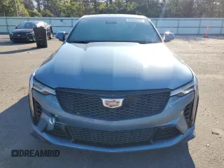 2023 Cadillac CT4-V Blackwing z VIN 1G6DL5RP8P0460283, wystawiony jako Copart lot #69396234 z przebiegiem 15 698 mil mil oraz Szkody całkowita. Historia ofert i sprzedaży dostępna na DreamBid. Obrazek 5.