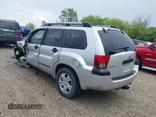 2005 Mitsubishi Endeavor LS z VIN 4A4MM21S05E066522, wystawiony jako IAAI lot #42256047 z przebiegiem 163 643 mil mil oraz . Historia ofert i sprzedaży dostępna na DreamBid. Obrazek 3.
