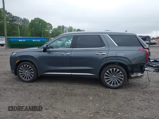 2024 Hyundai Palisade Calligraphy z VIN KM8R7DGE5RU806672, wystawiony jako IAAI lot #42119069 z przebiegiem 8 325 mil mil oraz . Historia ofert i sprzedaży dostępna na DreamBid. Obrazek 15.