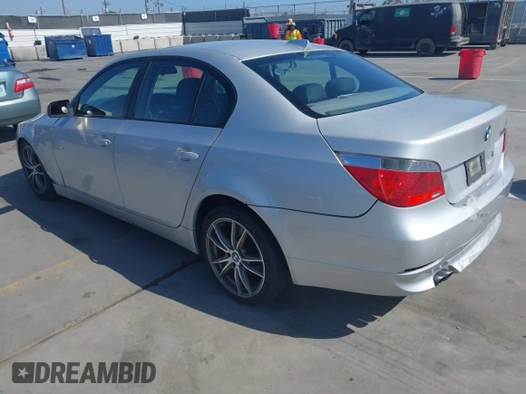 2004 BMW 5 Series 530i with VIN WBANA73564B812249, listed as a IAAI auction lot 42101318 with 200,629 mi miles and . Bid and sale history available at carsss.com. Image 3.