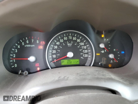 2008 Kia Sedona LX with VIN KNDMB233686258013, listed as a Copart auction lot 50069834 with 308,111 mi miles and Salvage Title. Bid and sale history available at carsss.com. Image 9.