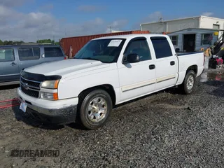 2007 Chevrolet Silverado 1500 LS with VIN 2GCEC13V971183391, listed as a IAAI auction lot 42151015 with 314,833 mi miles and . Bid and sale history available at DreamBid. Image 17.