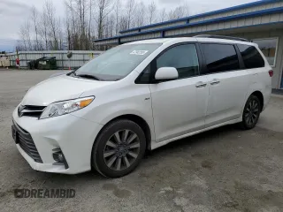 2019 Toyota Sienna XLE with VIN 5TDDZ3DC5KS224300, listed as a Copart auction lot 47982255 with 83,824 mi miles and Salvage Title. Bid and sale history available at carsss.com. Image 1.