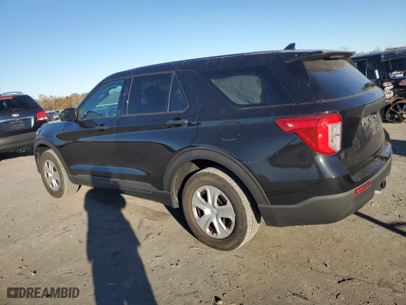 2020 Ford Police Interceptor Utility with VIN 1FM5K8ABXLGA96855, listed as a Copart auction lot 80433274 with 38,922 mi miles and Salvage Title. Bid and sale history available at carsss.com. Image 2.