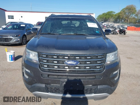 2017 Ford Explorer XLT z VIN 1FM5K8D89HGA43961, wystawiony jako IAAI lot #42174785 z przebiegiem 104 435 mil mil oraz . Historia ofert i sprzedaży dostępna na DreamBid. Obrazek 12.
