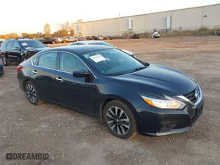 2018 Nissan Altima 2.5 S with VIN 1N4AL3AP0JC252006, listed as a IAAI auction lot 40632218 with 103,865 mi miles. Bid and sale history available at carsss.com. Image 1.