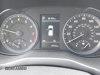 2022 Hyundai Kona SEL with VIN KM8K62AB8NU758652, listed as a IAAI auction lot 41692410 with 10,732 mi miles. Bid and sale history available at carsss.com. Image 16.