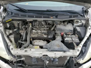 2005 Toyota Sienna CE z VIN 5TDZA23C85S314909, wystawiony jako Copart lot #50587195 z przebiegiem 376 856 mil mil oraz Szkoda całkowita • Salvage title. Historia ofert i sprzedaży dostępna na DreamBid. Obrazek 14.