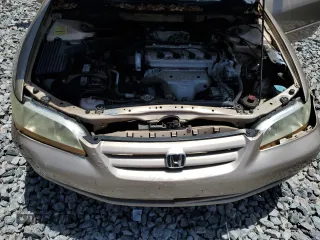 2002 Honda Accord LX z VIN 1HGCG56442A003742, wystawiony jako Copart lot #56949065 z przebiegiem 158 722 mil mil oraz Nie do naprawy • Non repairable. Historia ofert i sprzedaży dostępna na DreamBid. Obrazek 11.